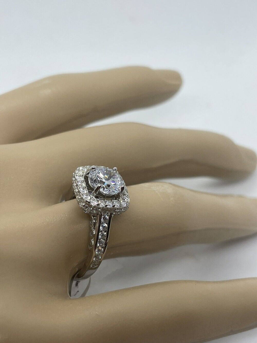 925 Sterling Silver 7mm Round CZ Solitaire Halo Engagement Ring Size 6